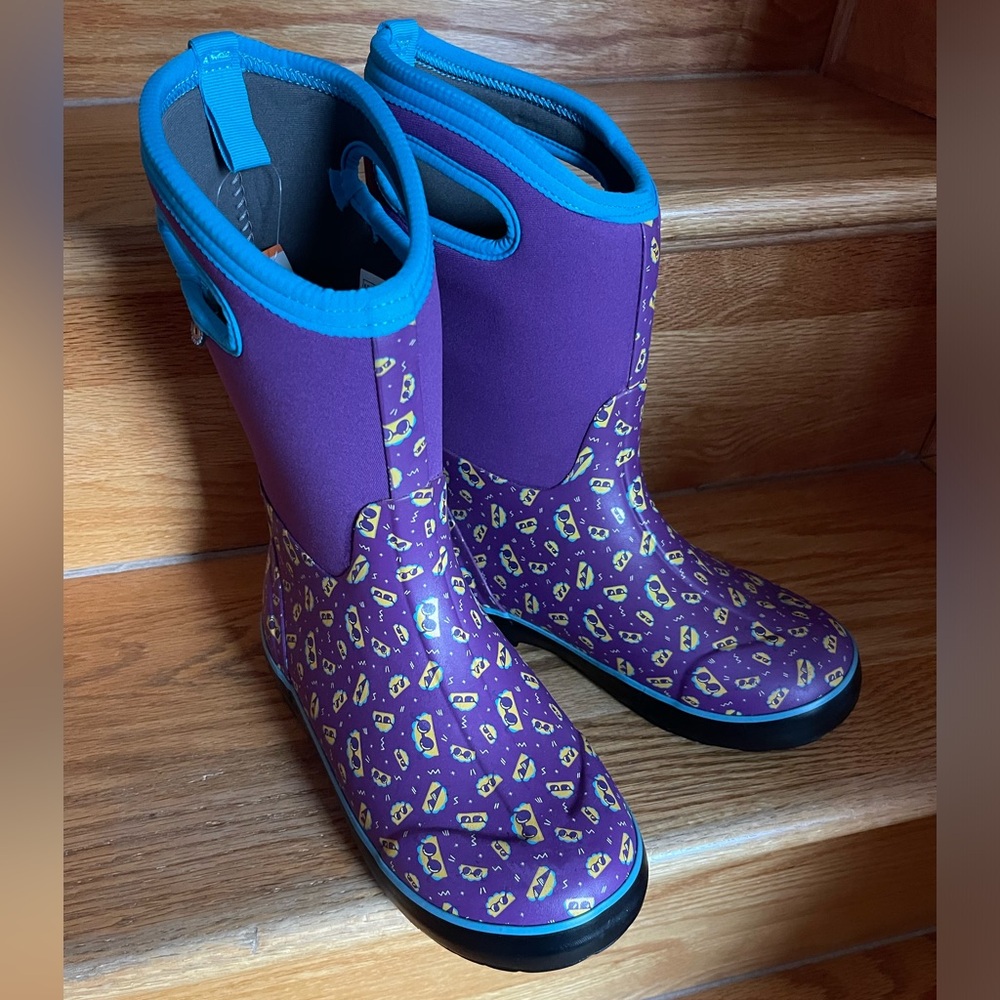 New Bogs Classic Tacos youth boots size 6